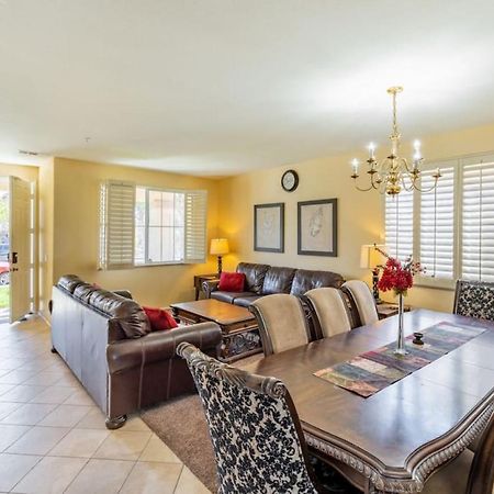 Family-Friendly 4Br Home - Spacious - Great Location Fontana Esterno foto
