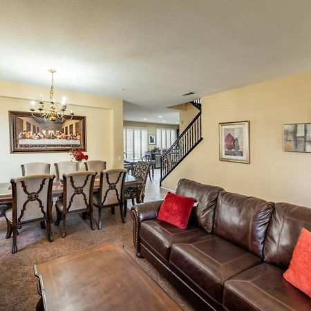 Family-Friendly 4Br Home - Spacious - Great Location Fontana Esterno foto
