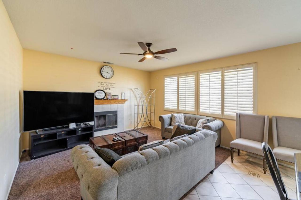 Family-Friendly 4Br Home - Spacious - Great Location Fontana Esterno foto